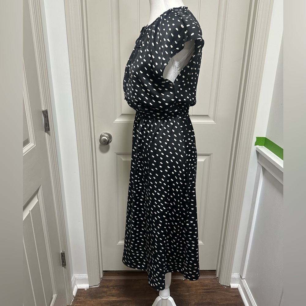 H&M Black and White Maxi Dress - Picture 4 of 6